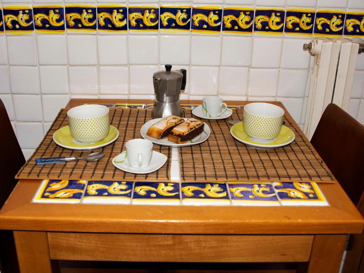 נאפולי Charming Apartment מראה חיצוני תמונה